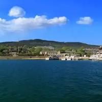 用肢体来诠释青春是最美妙不过的事情了。