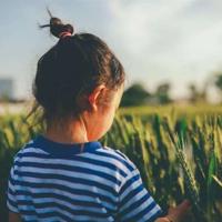 透过他人看见自己,他人是你的一面镜子