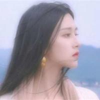 我一个人哭,一个人笑,一个人生活,一个人怀念你。