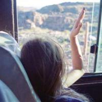 人生有两种境界,一种是痛而不言,一种是笑而不语。