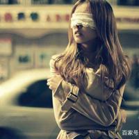 红枫落尽，唯借诗词温梦