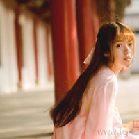 90后女友喜欢光着身子满屋逛