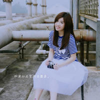 和朋友老婆疯狂一夜 在朋友家玩他老婆 我被同桌撕裂内衣