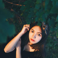 已婚男上司总趁机吻我抱我