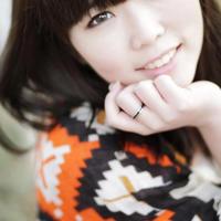 女孩儿,叔叔不敢爱你了(泪流中)