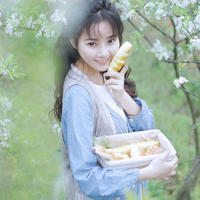 口述:吵架后 女友脱光衣服站门外喊叫