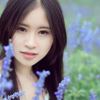 老公把少女蕾丝内裤藏在被窝里