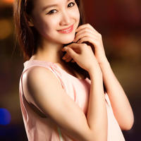 女老板的致命诱惑 口述半夜女老板让我给她按摩的经历