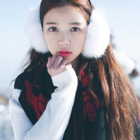女人 床上装高贵床下贬值