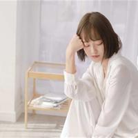 心中虚无,拿捏不定,消极颓废,就是迷茫