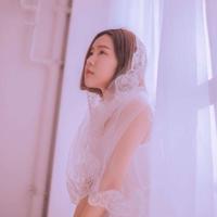 发光瓶子意境图片_梦幻唯美的光芒