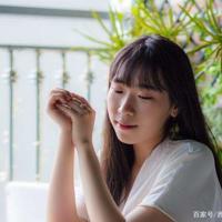 拥抱阳光,面对生活