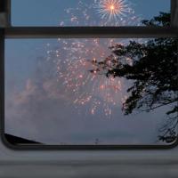 红枫落尽，唯借诗词温梦