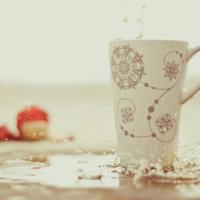 愿我来世,心似琉璃,内外明澈,净无瑕秽。