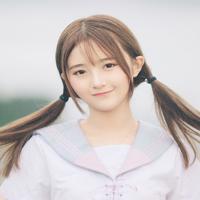 你是一棵长头发的树，我是一棵短头发的树