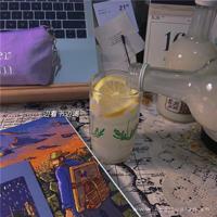 牵着我的手,闭着眼睛走你都不会迷路。伤感的句子