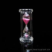 别再自作多情了的说说情感语录:有一天,那个人一定会出现