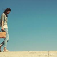 捉迷藏之红鞋子