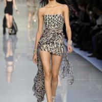 关于郭敬明的经典语句 牵着我的手,闭着眼睛走你也不会迷路