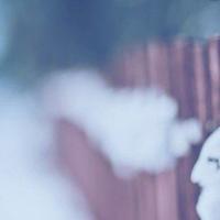 打赌去坟地睡觉