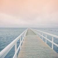 孤独是无人陪，寂寞是无人懂