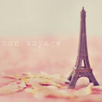 妈妈抱了我一下