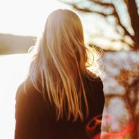 静静聆听，雪花飘落的声音