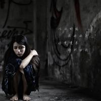 只要是石头,到哪里都不会发光的。