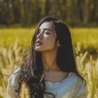 历史是不能改变的，就像你不能改变你太太胖肥的身材和失去的青春