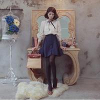 我们总在伤害中学着更坚强，在离别中学着更独立。