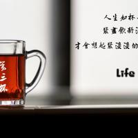 闺蜜胸前竟纹有我男友的名字