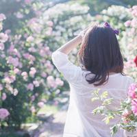 渺渺前路,情归何处