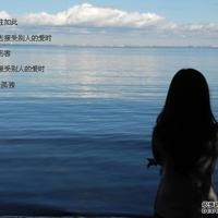 微风吹过那墨香残存的清芬