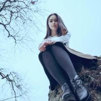 我只是想起了那熟悉的拥抱