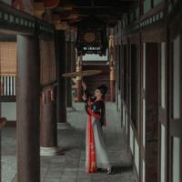 人生匆匆，素来倥偬，忙忙碌碌，穷尽孑然一身