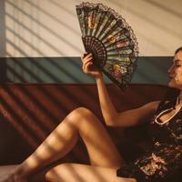 红尘紫陌，谁是我指尖上的那抹暖