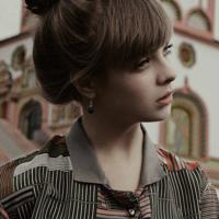 无奈相思，一卷红尘