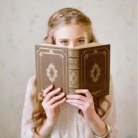 一滴千年泪，泪了三生情，湿了前世缘