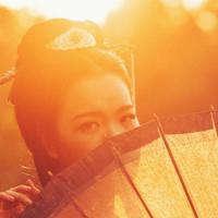 豆腐是水，媒人是鬼