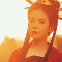 餐桌下的乱h 我下面被好多个男人用过