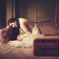 如若，我们不只是擦肩