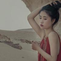 比爱情少一点,比友情多一点
