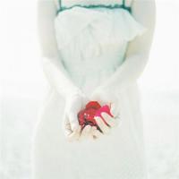 生命对他来说，是一种惩罚。