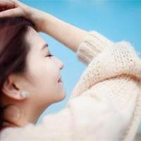 女人想要和你“搞事情”了 才会给你这几种暗示性的表现!