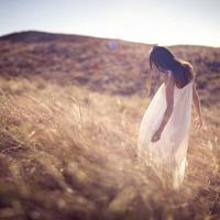 快乐，我已经给不起我自己