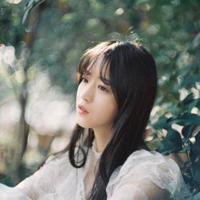 挺进女友闺蜜的身体,肆无忌惮的在她身上发泄.....