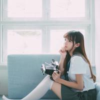 美女脱光衣服,色狼男友逼美女脱光衣服