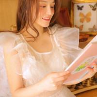 爷爷乱漂亮妈妈伦图片 爷爷拉着妈妈去了房间 妈妈给爷爷吃奶