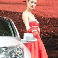 玩邻居家的小女孩 我的亲侄女让我进去了 玩了个九岁小侄女