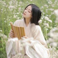 姐姐叫我来满足他 姐姐让我享受她的身体 姐姐让我给她活塞